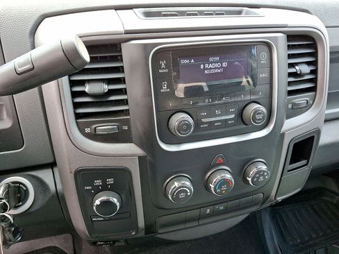 Used 2014 RAM 1500 Express AWD/4WD image 14