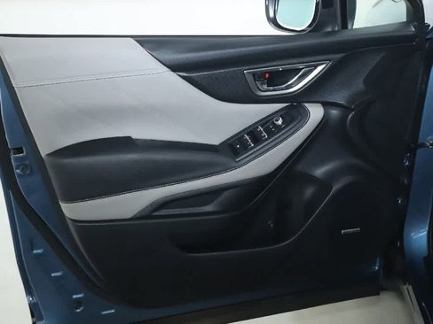 Used 2023 Subaru Forester Limited image 16