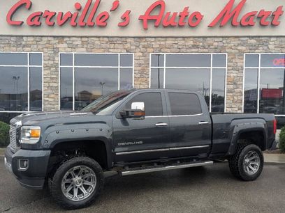 Used 2017 GMC Sierra 2500 Denali w/ Duramax Plus Package
