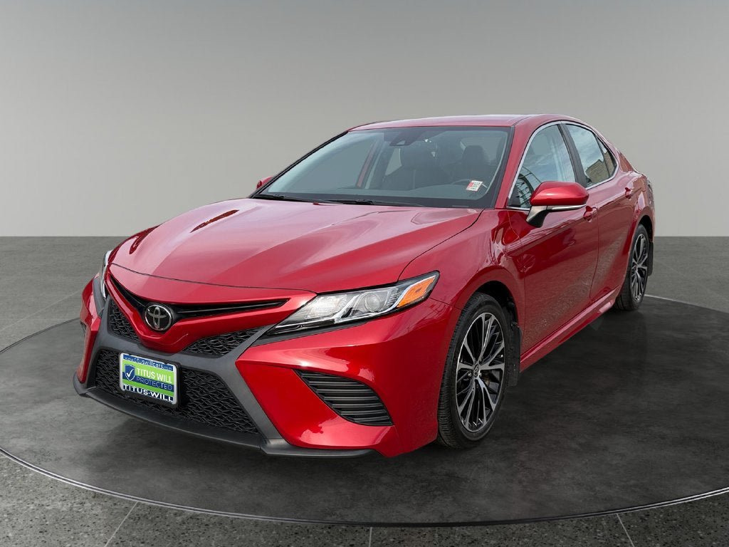 Used 2020 Toyota Camry SE w/ Cold Weather Package AWD/4WD image 3