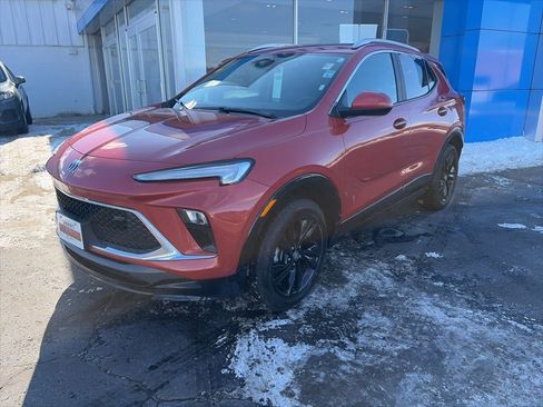 Used 2024 Buick Encore GX Sport Touring AWD/4WD image 3