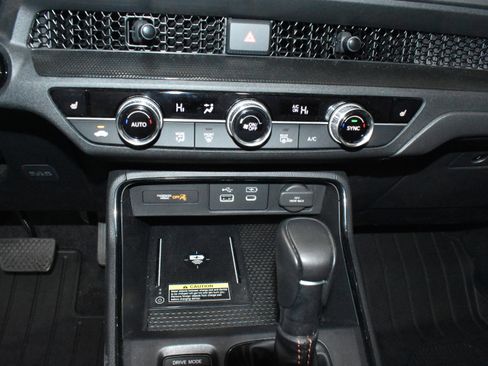 Used 2025 Honda CR-V Sport-L image 19