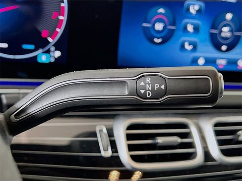 New 2025 Mercedes-Benz GLS 580 4MATIC image 19