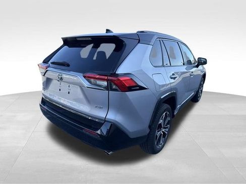 Used 2023 Toyota RAV4 XSE AWD/4WD image 8