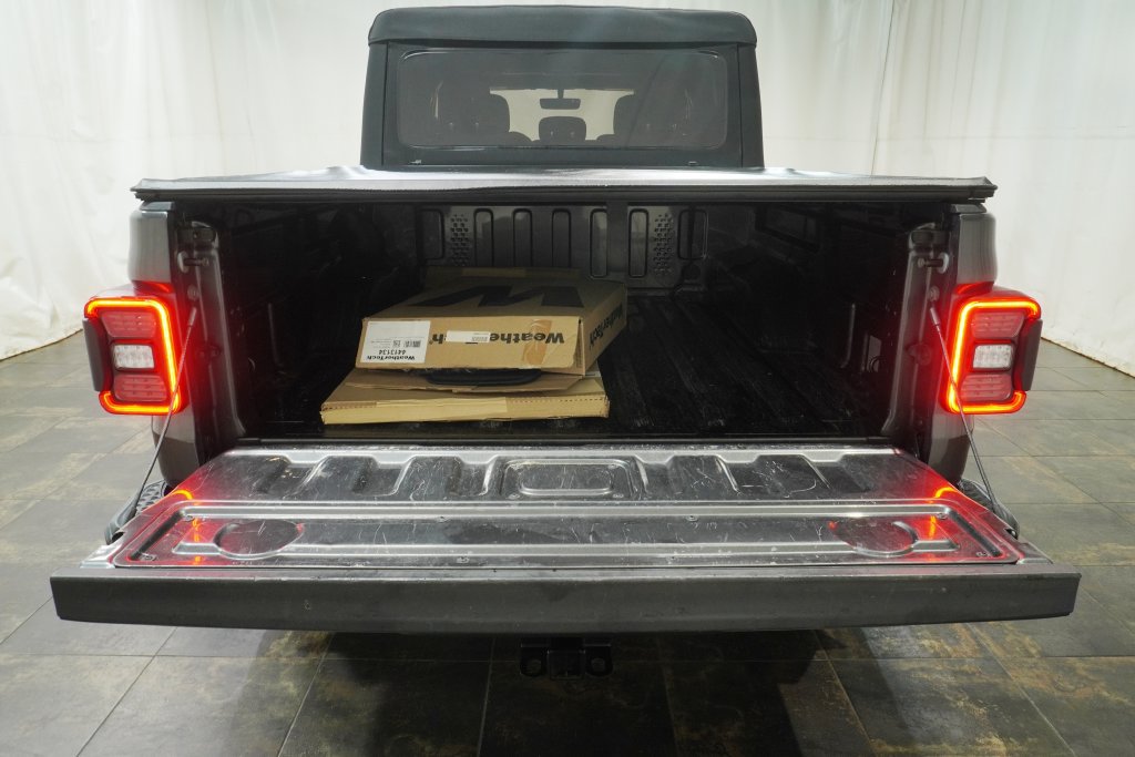 Used 2022 Jeep Gladiator Mojave w/ LED Lighting Group AWD/4WD image 6