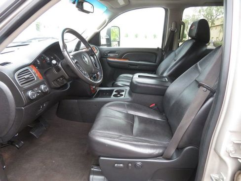 Used 2008 Chevrolet Silverado 2500 LTZ w/ Safety Package image 19
