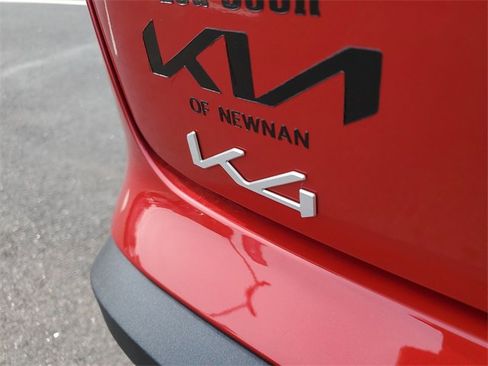 Certified 2025 Kia K4 EX image 9