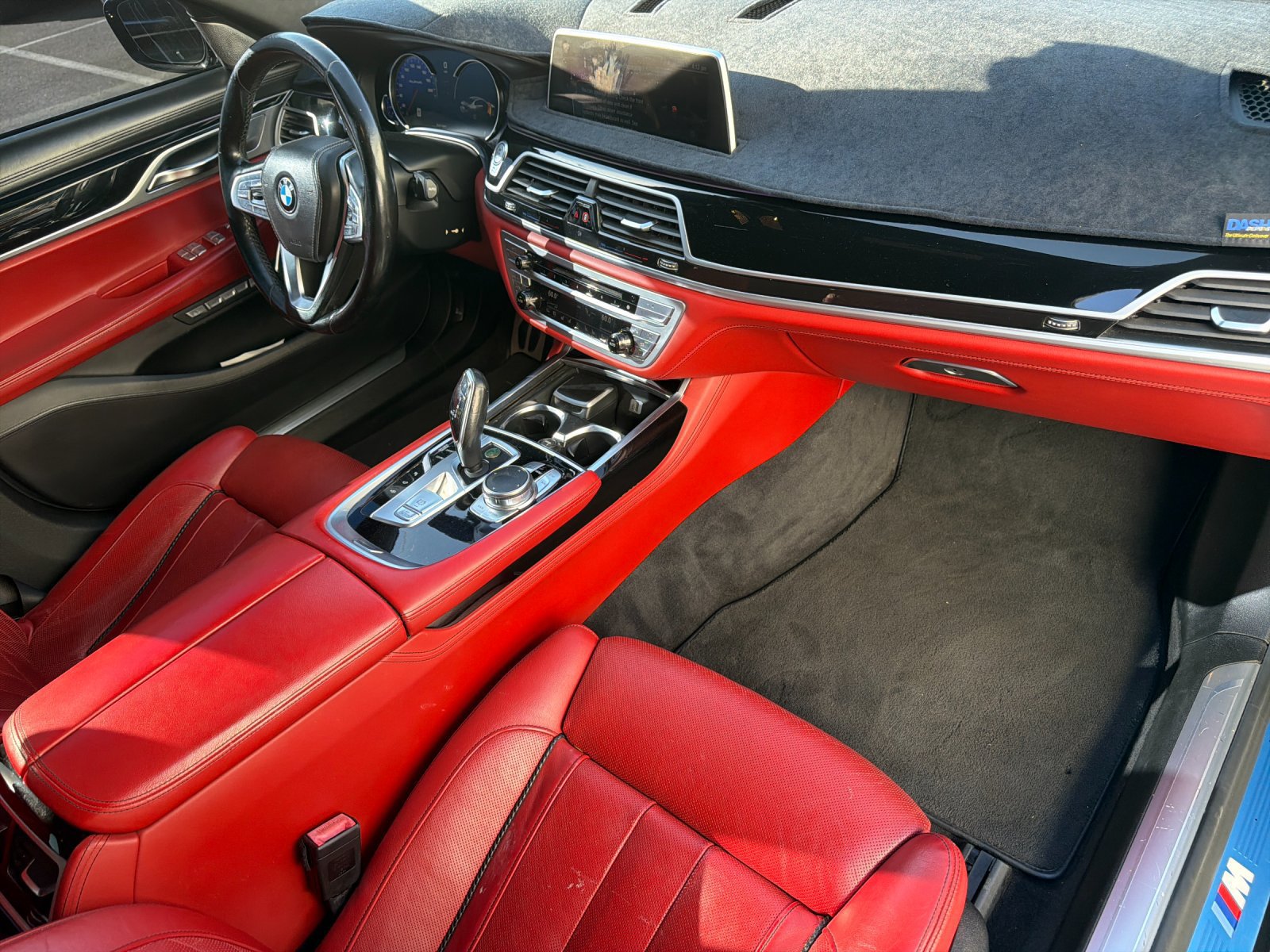 Used 2017 BMW 750i RWD image 11