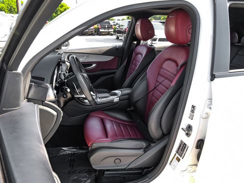 Used 2022 Mercedes-Benz GLC 43 AMG 4MATIC image 39