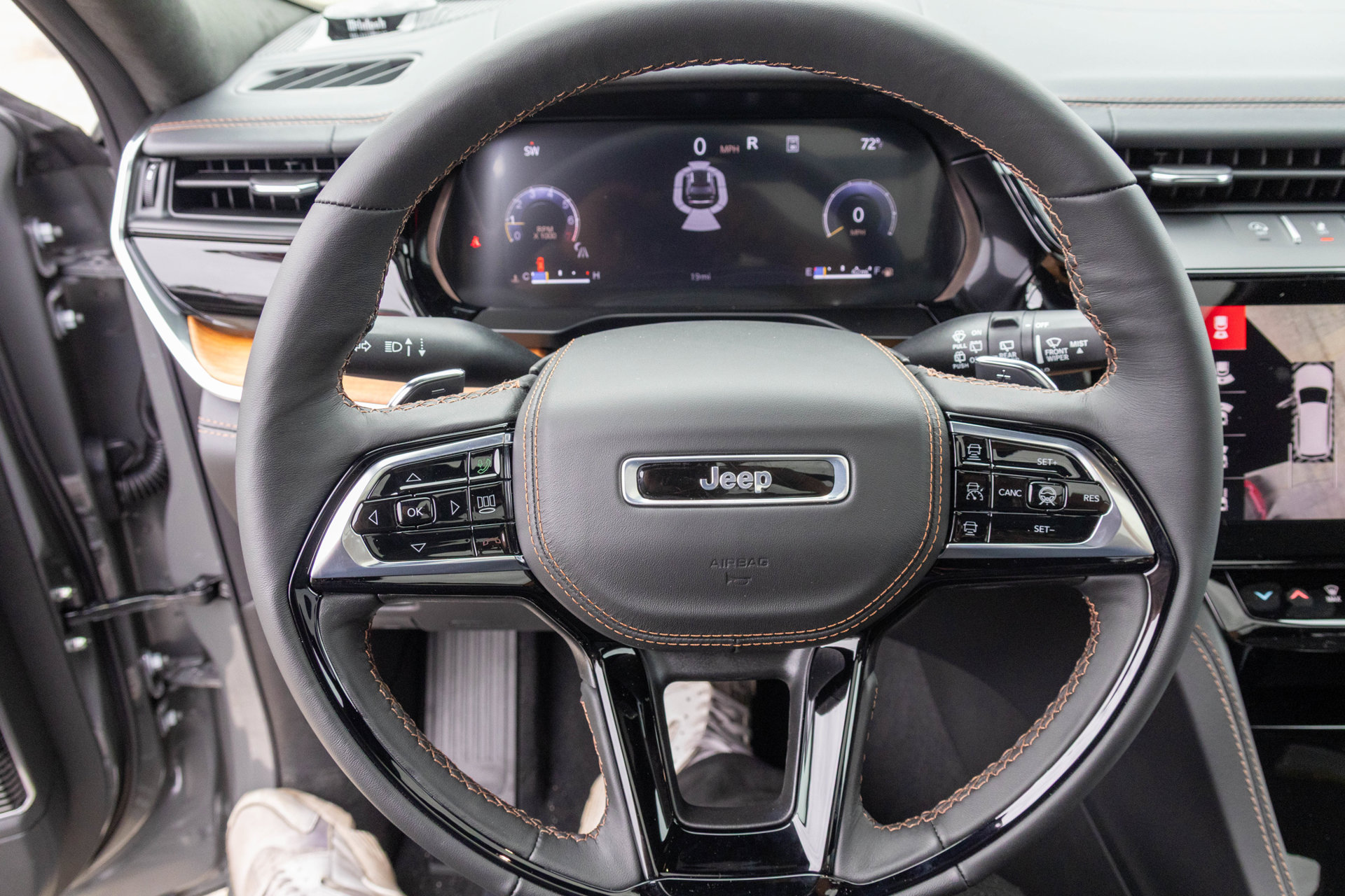 New 2027 Jeep Grand Cherokee Summit AWD/4WD image 28