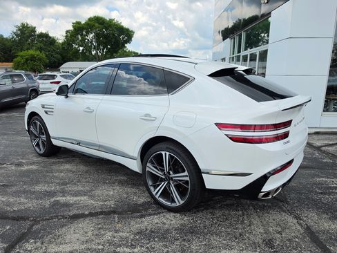 Used 2025 Genesis GV80 3.5T e-SC AWD/4WD image 7