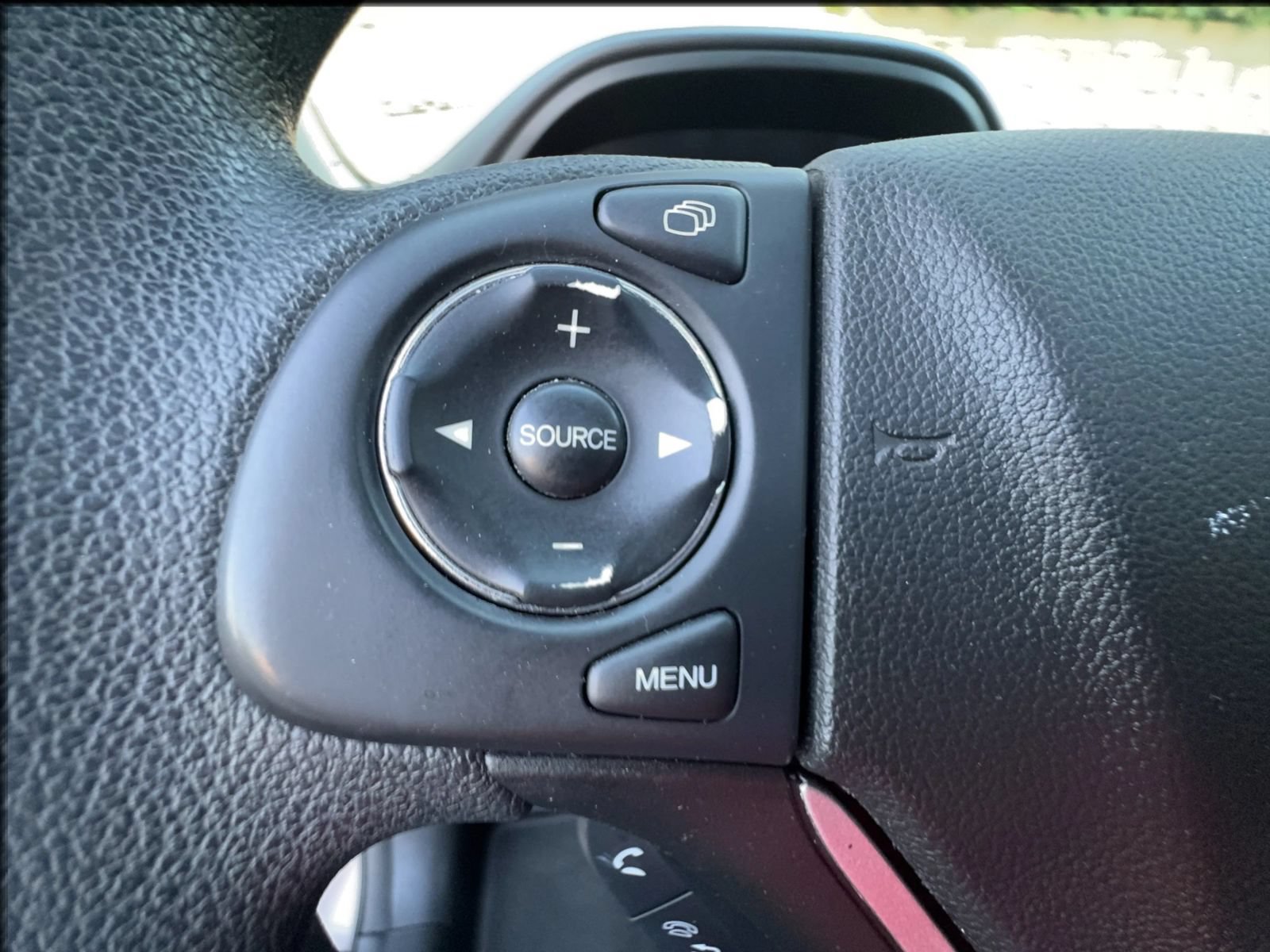 Used 2015 Honda CR-V EX image 17