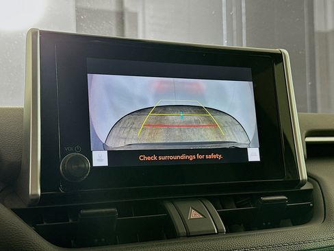 Used 2023 Toyota RAV4 XLE w/ Convenience Package image 23