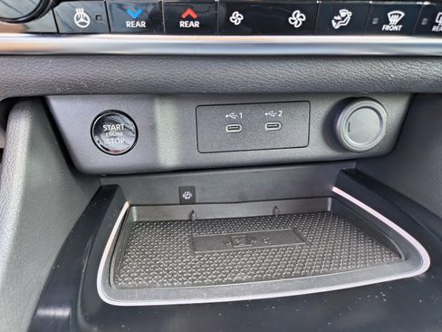 Certified 2024 Nissan Rogue SL w/ SL Premium Package FWD image 29