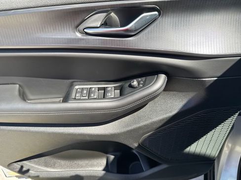 New 2025 Jeep Grand Cherokee Laredo X image 11