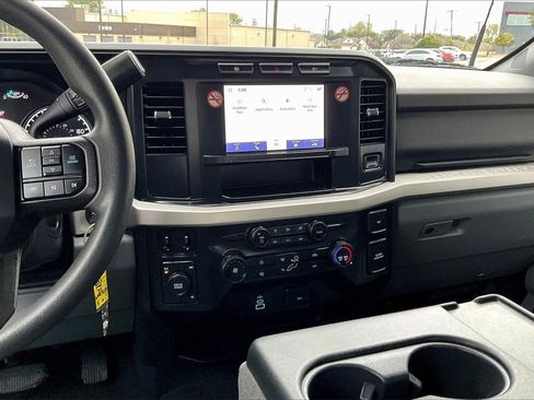 Used 2024 Ford F250 XLT image 16