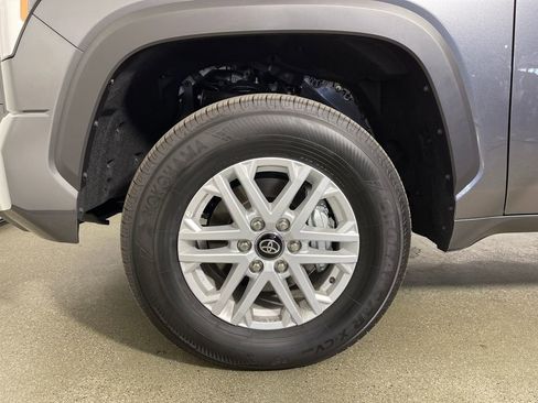 New 2026 Toyota Tundra SR5 AWD/4WD image 11