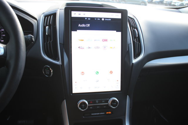Used 2024 Ford Edge SEL w/ Convenience Package AWD/4WD image 4