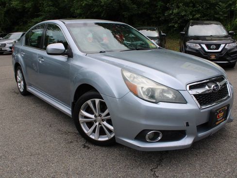 Used 2013 Subaru Legacy 2.5i Limited AWD/4WD image 4