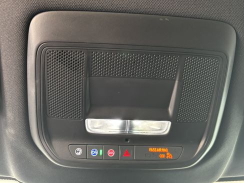 Used 2026 Chevrolet Equinox EV RS AWD/4WD image 17