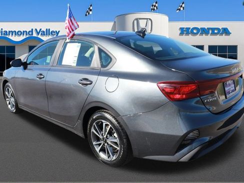 Used 2023 Kia Forte LXS image 4