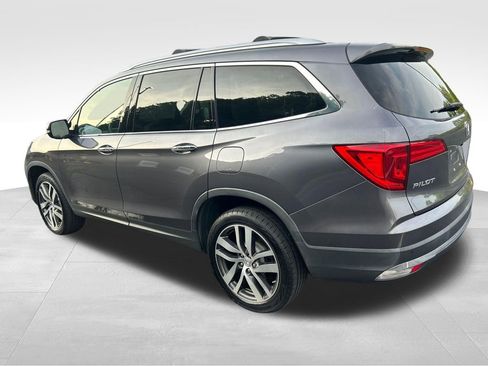 Used 2017 Honda Pilot Elite image 3