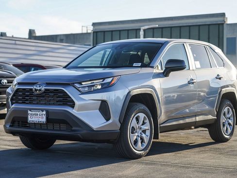New 2025 Toyota RAV4 LE image 6