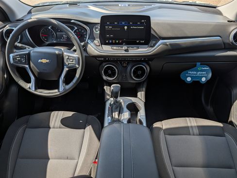 Certified 2025 Chevrolet Blazer LT AWD/4WD image 11