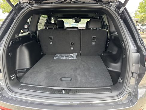 New 2025 Jeep Grand Cherokee Altitude image 19