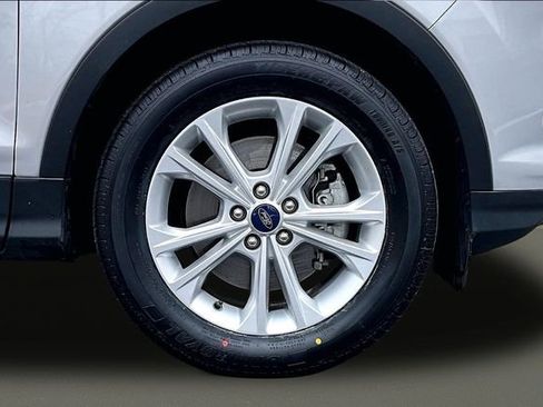 Used 2018 Ford Escape SEL image 8