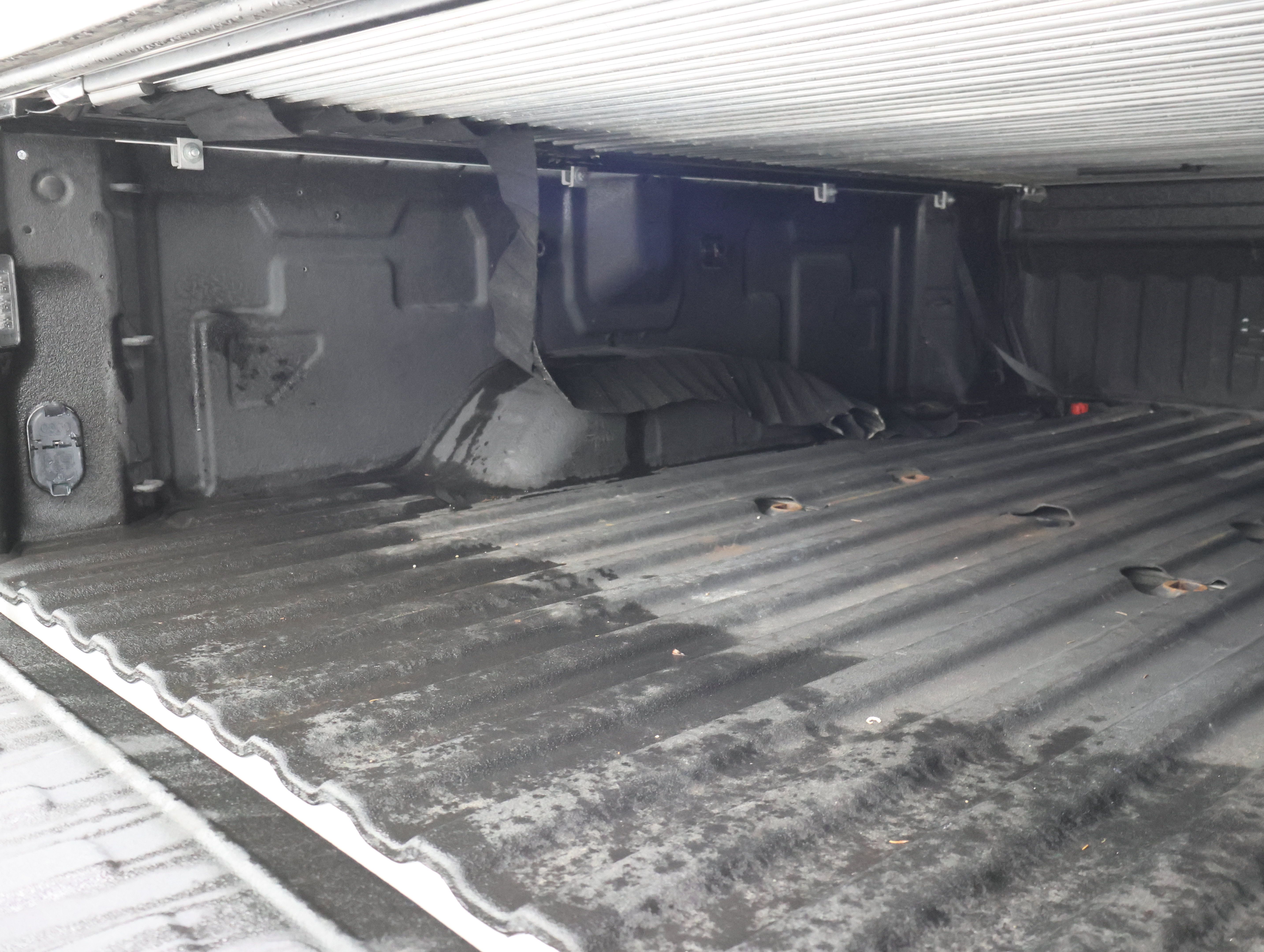 Used 2022 Chevrolet Silverado 3500 High Country w/ Snow Plow Prep/Camper Package AWD/4WD image 5