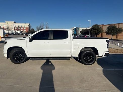 Used 2022 Chevrolet Silverado 1500 LT image 5