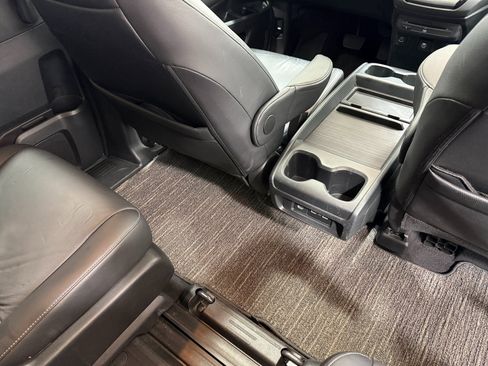 Used 2024 Honda Odyssey Touring image 33