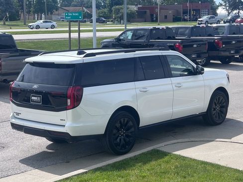 Certified 2025 Ford Expedition Max Platinum w/ Stealth Appearance Package AWD/4WD image 6