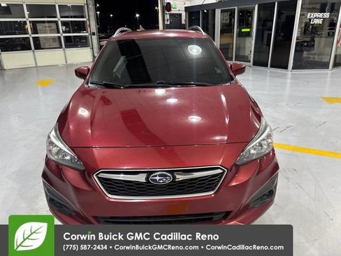 Used 2018 Subaru Impreza 2.0i Premium w/ Popular Package #2 AWD/4WD image 3