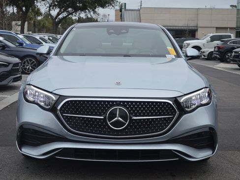 Used 2025 Mercedes-Benz E 350 Sedan image 2