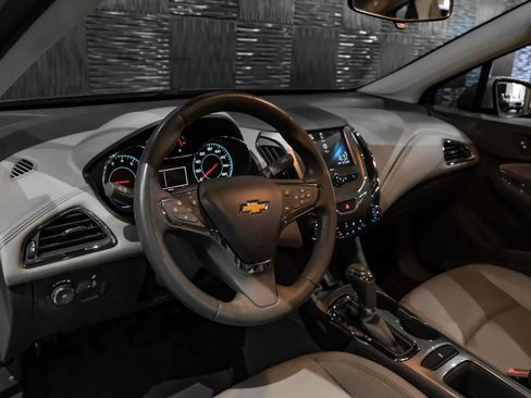 Used 2017 Chevrolet Cruze Premier w/ RS Package FWD image 3