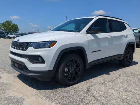 New 2026 Jeep Compass Latitude AWD/4WD image 6