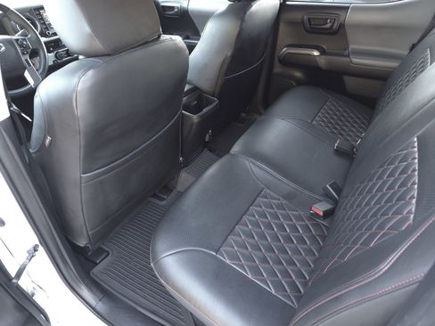 Used 2021 Toyota Tacoma SR5 image 26