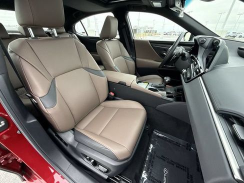 Certified 2025 Lexus ES 350 w/ Premium Package FWD image 26
