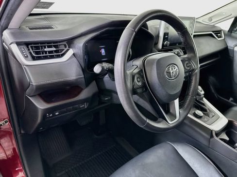 Used 2021 Toyota RAV4 Limited AWD/4WD image 11