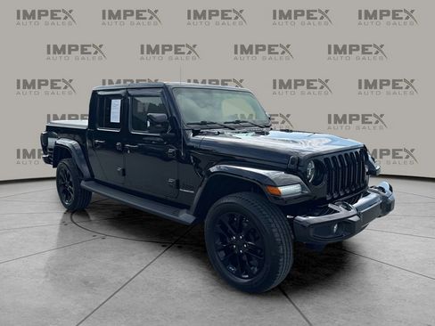 Used 2022 Jeep Gladiator Overland image 7