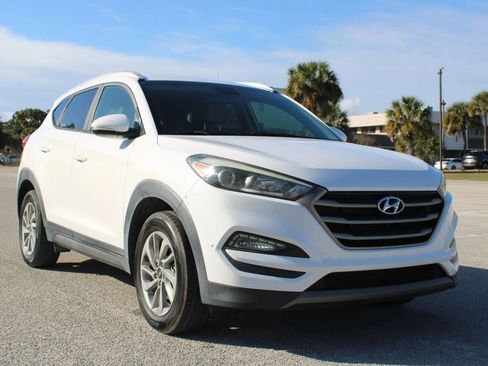 Used 2016 Hyundai Tucson Eco image 3