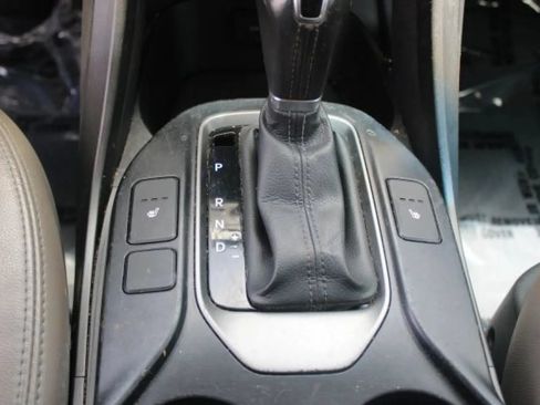 Used 2015 Hyundai Santa Fe Sport w/ Option Group 03 FWD image 16