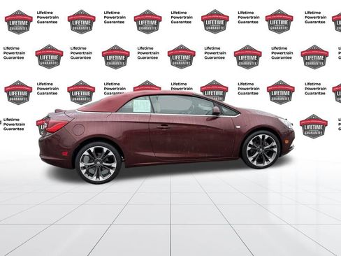Used 2019 Buick Cascada Premium image 7