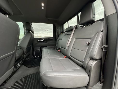 Certified 2024 Chevrolet Silverado 3500 LT w/ Convenience Package image 25