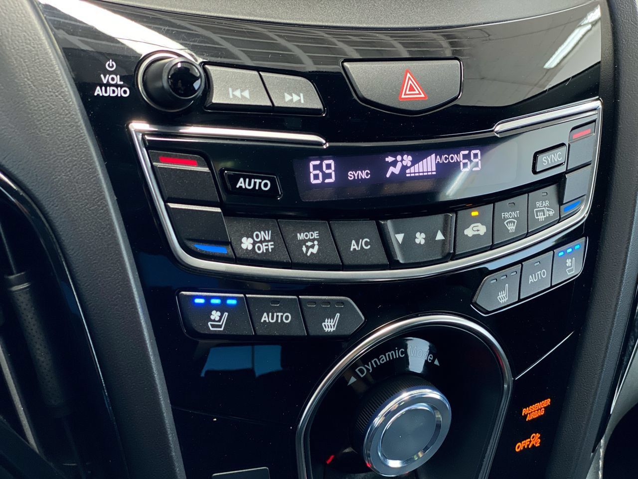 Used 2021 Acura RDX w/ Advance Package FWD image 24