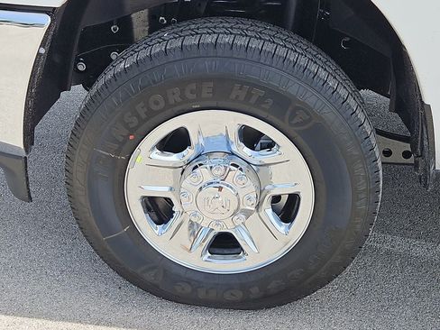 New 2026 RAM 2500 Tradesman AWD/4WD image 13