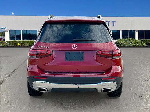 Used 2021 Mercedes-Benz GLB 250 image 6