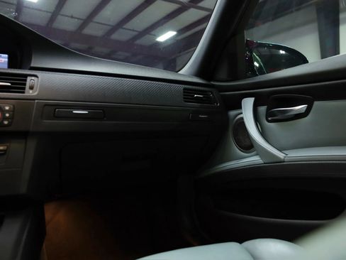 Used 2011 BMW M3 Sedan image 33